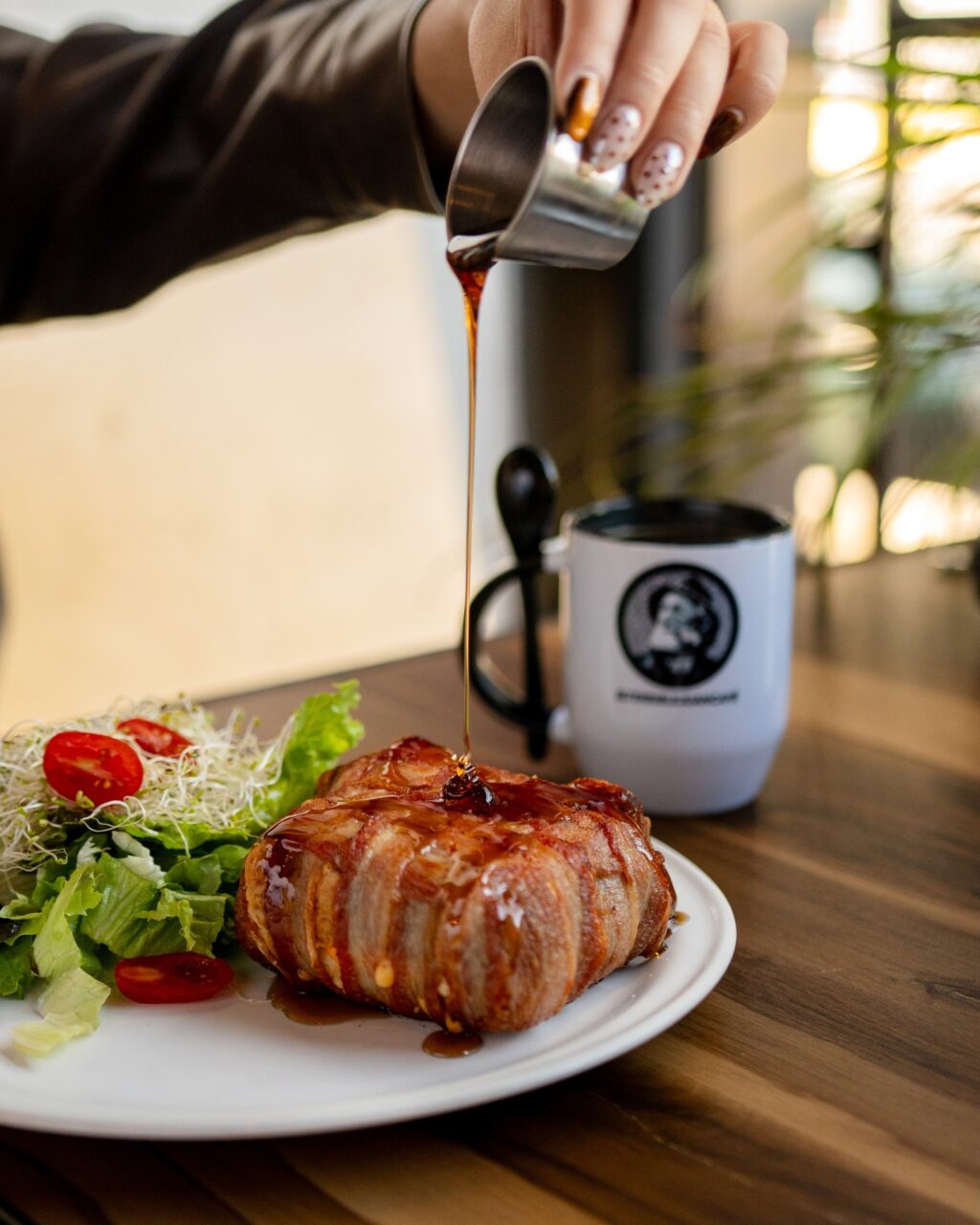 Instagram post from elterriblejuancafe. This post is in position 1.