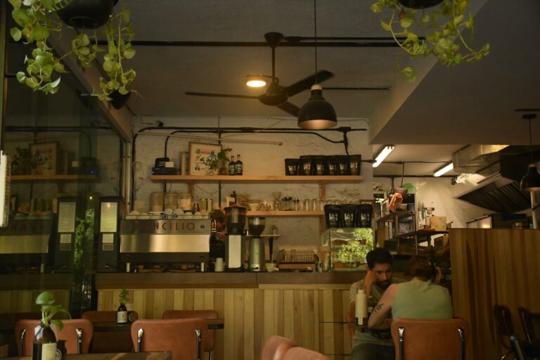 Instagram post from elterriblejuancafe. This post is in position 1.