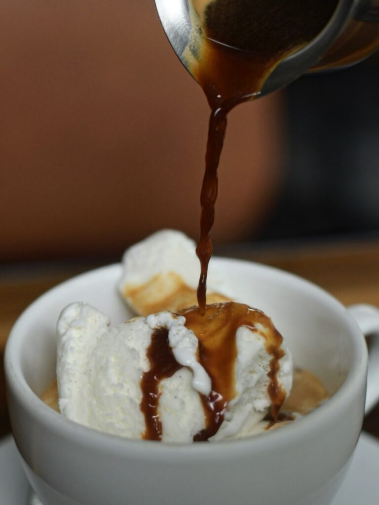 Instagram post from elterriblejuancafe. This post is in position 10.