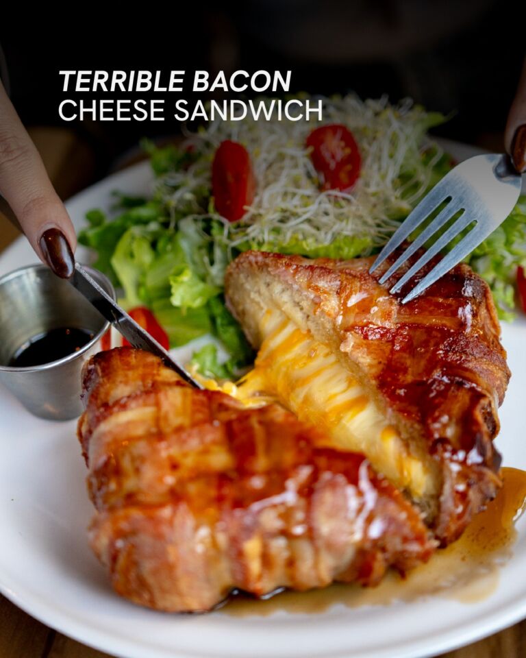 Instagram post from elterriblejuancafe. This post is in position 1.
